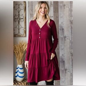 Veveret wine/burgundy tiered long sleeve holiday